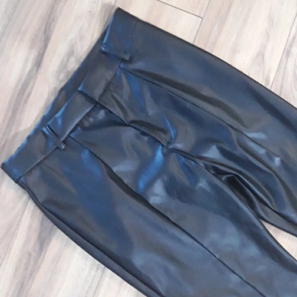 Entro Faux Leather Split cuff pants
